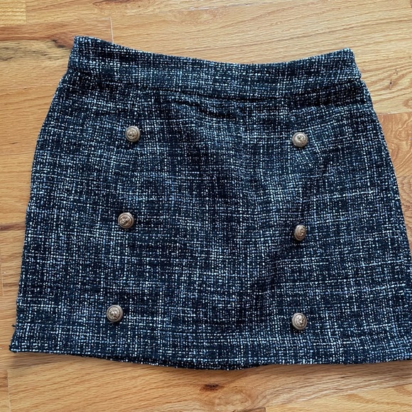 Mini skirt - Picture 1 of 6